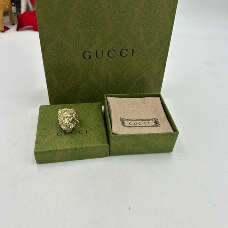 Men’s Gucci, Lionhead crystal motif ring size 10 made in Italy