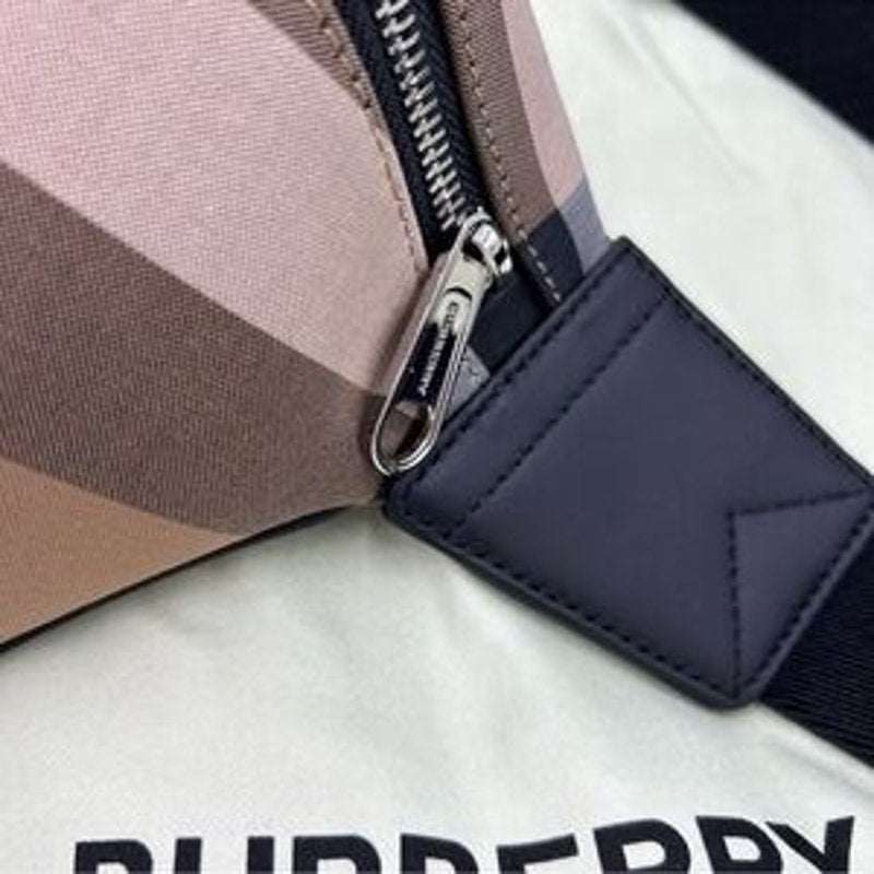 Unisex Burberry multicolor adjustable check belt bag/fanny pack Made in Italy
