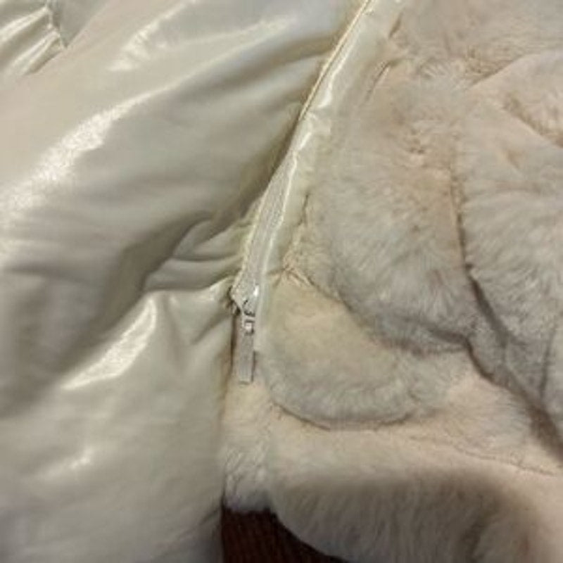 Women's Moncler White faux fur detachable hood down jacket size 3 NWT