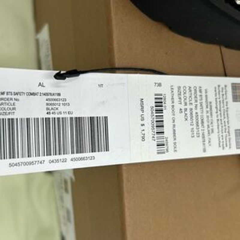 Men’s Burberry, leather lace guard ankle boots size 45 made in Italy