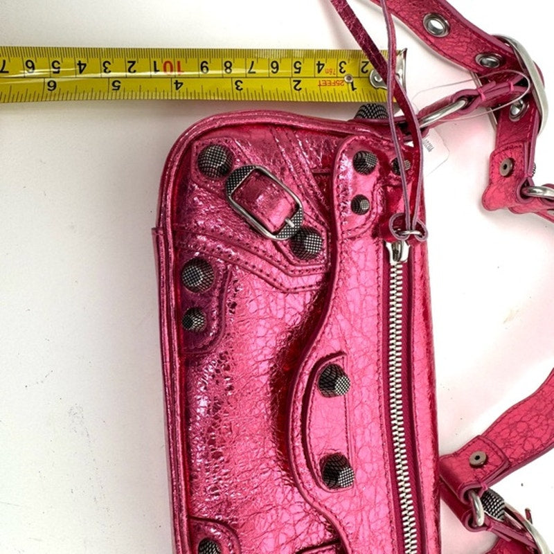 Balenciaga Metallic Agneau Arena Le Cagole Sling Bag XS in Pink. NWT’s & Dusty