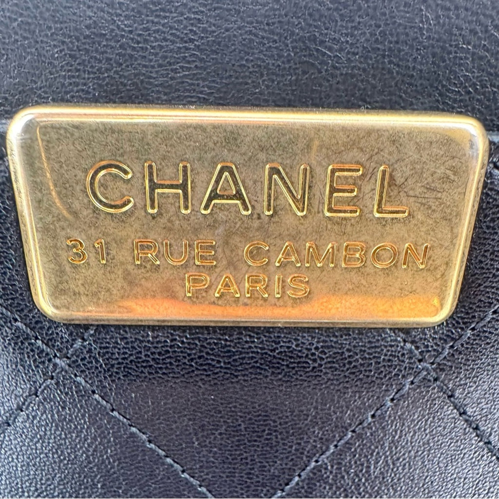 Chanel Coco Luxe with adjustable strap and gold hardware dual large pockets