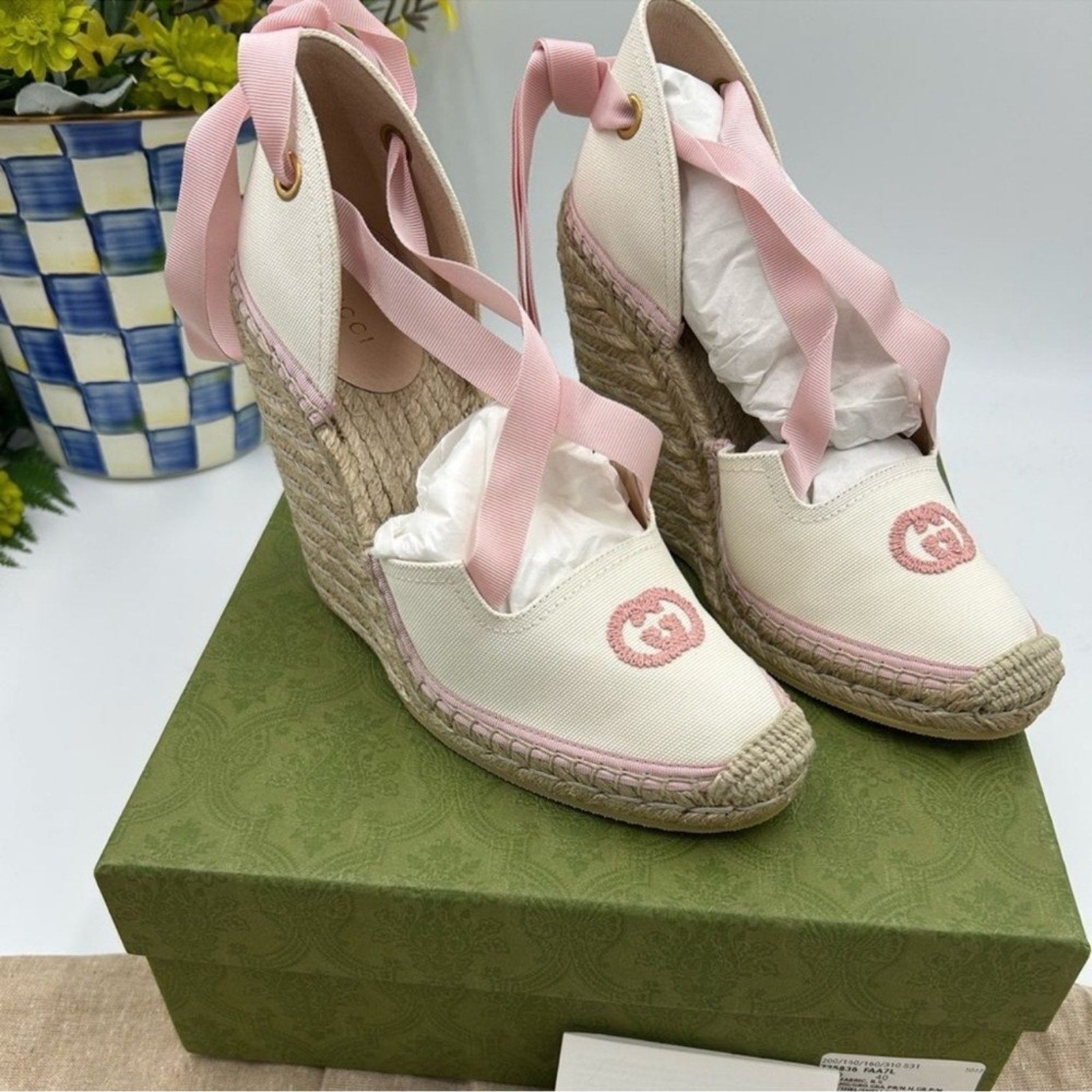 Women's Gucci canvas GG wedge espadrilles size 40 made in Italy