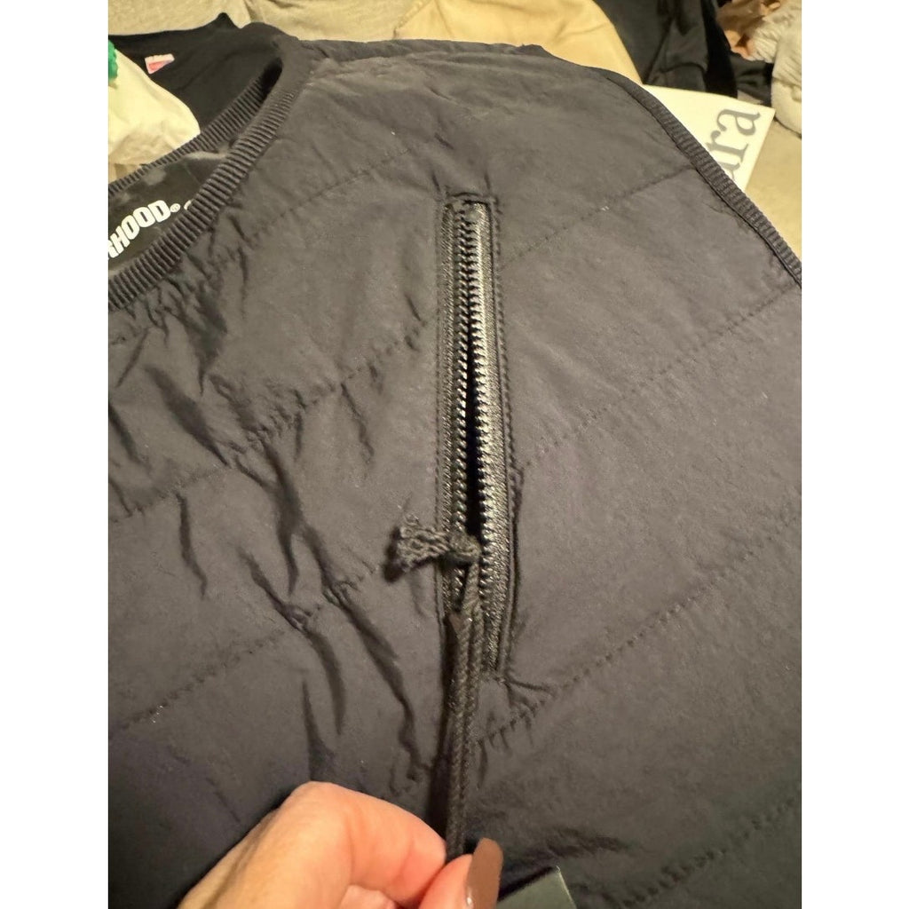 Unisex Neighborhood NWT Black Side Zip Down Puff N Vest Size L