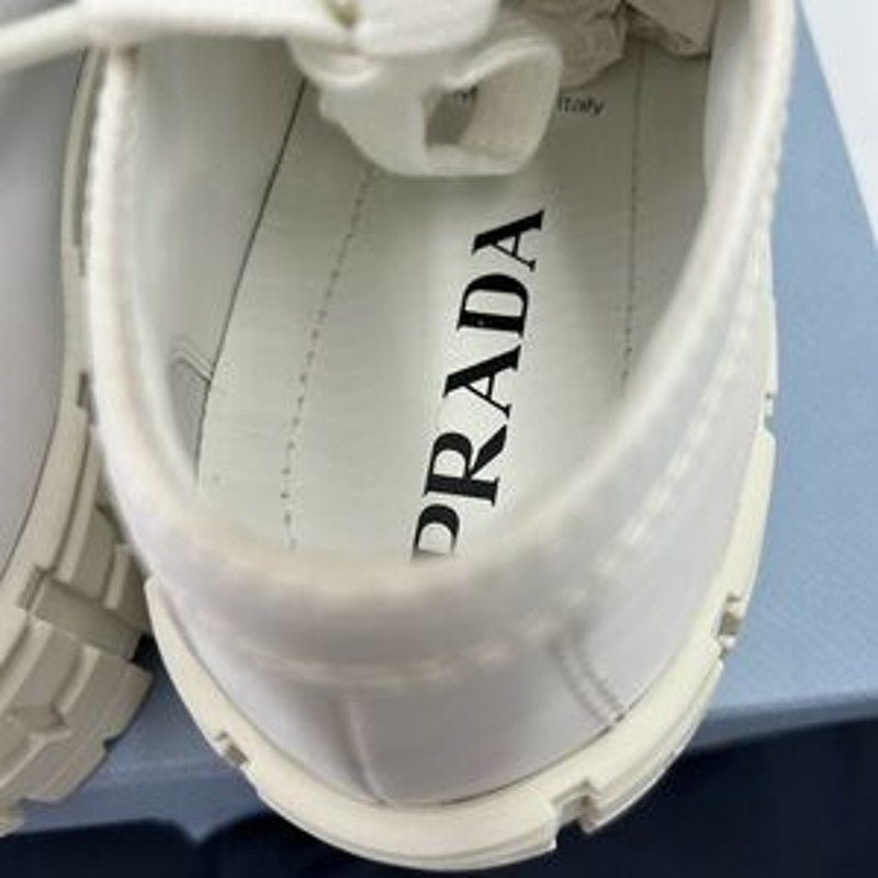 Women's Prada double wheel chunky low top sneakers size 40 made in Italy