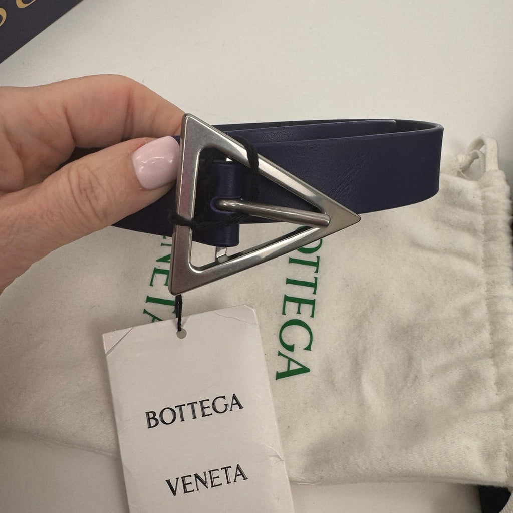 Unisex Bottega Veneta NWT Purple Leather Belt With Triangle Buckle 90cm / 36 in
