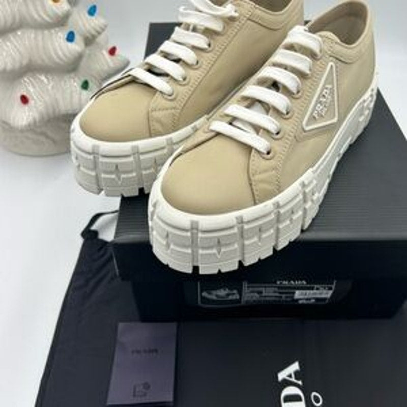 Women's Prada re-nylon double wheel gabardine sneakers size 40.5 made in Italy