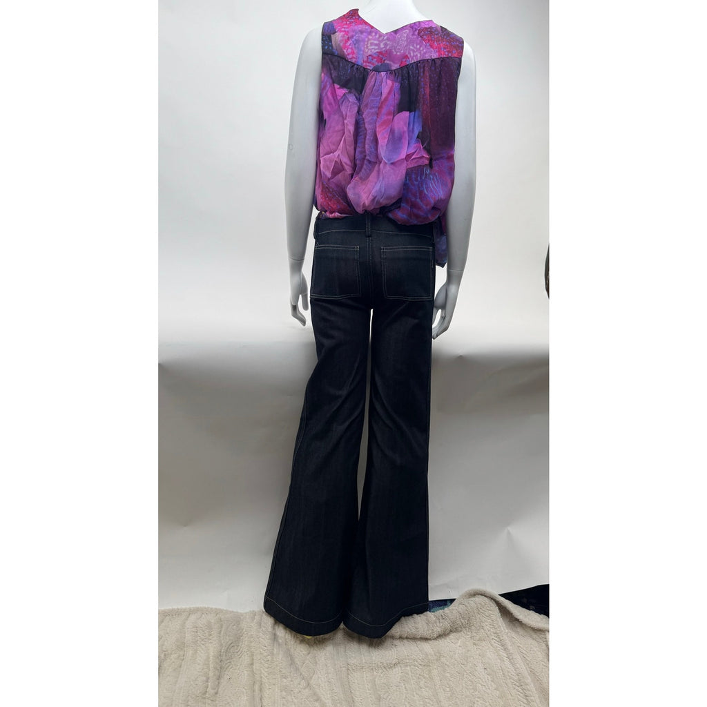 Balenciaga NWOT Dark Wash Wide Leg Flare Jeans – Size 27 – Made in Italy