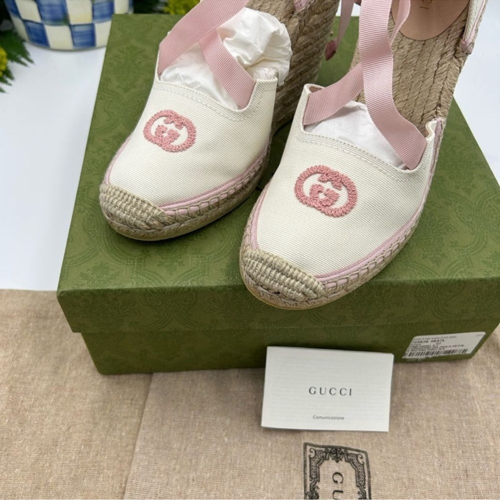 Women's Gucci canvas GG wedge espadrilles size 40 made in Italy