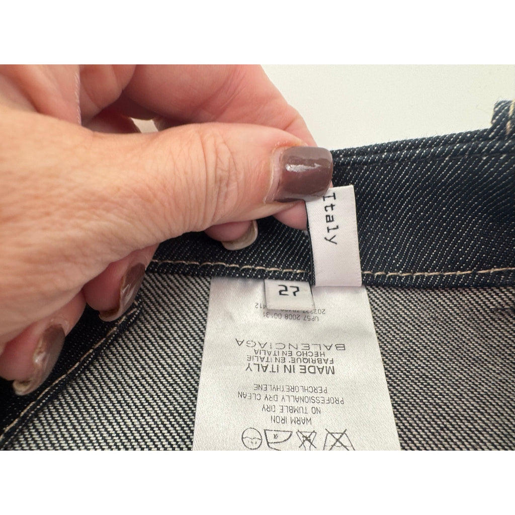 Balenciaga NWOT Dark Wash Wide Leg Flare Jeans – Size 27 – Made in Italy