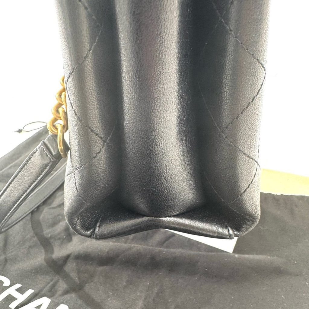 Chanel Coco Luxe with adjustable strap and gold hardware dual large pockets