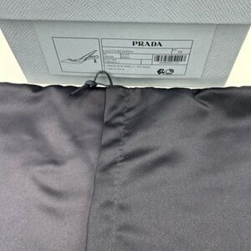 Women's Prada patent leather sling back pumps size 39 made in Italy