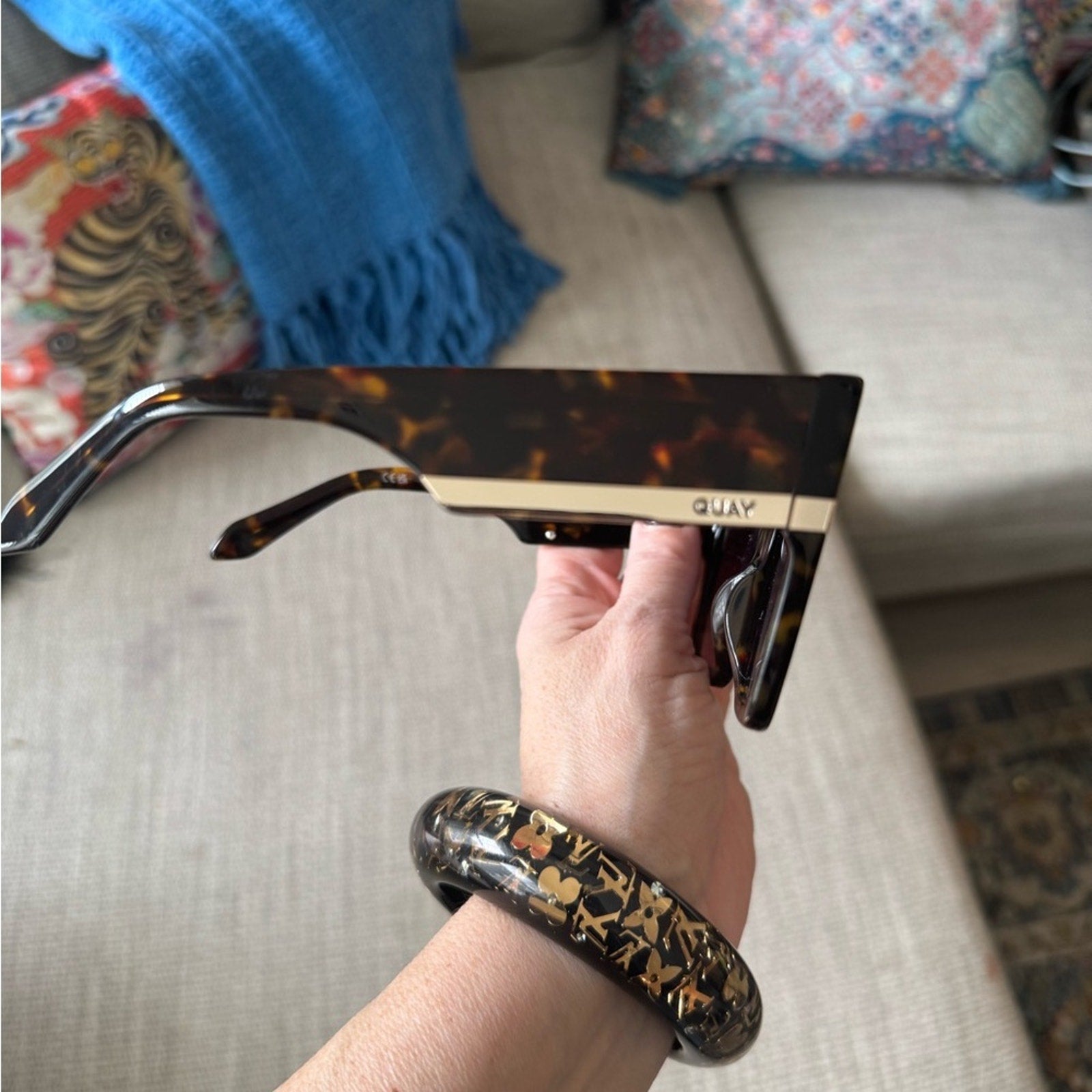 Quay, Australia, sunglasses new without tags in tortoiseshell NOTORIOUS model