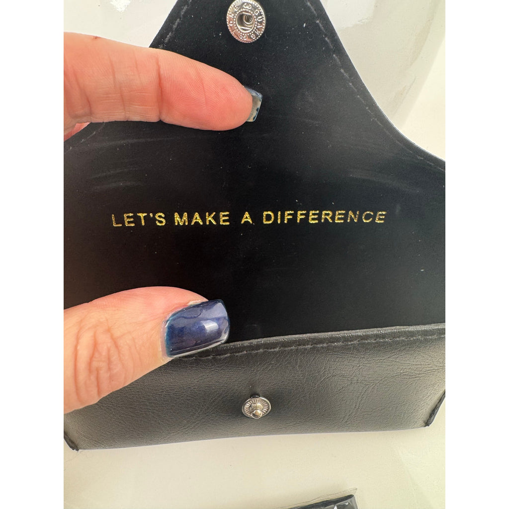 DIFF NWOT Pink & Gold Genevive Oversized Sunglasses With Case