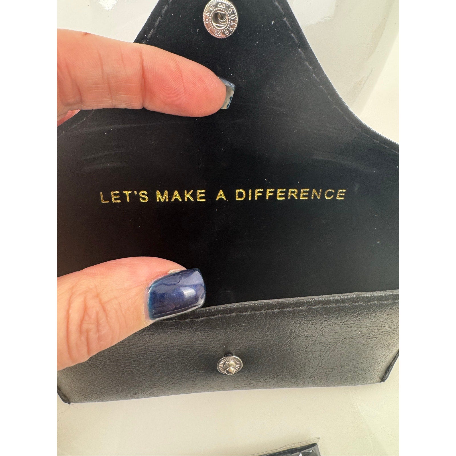 DIFF NWOT Pink & Gold Genevive Oversized Sunglasses With Case