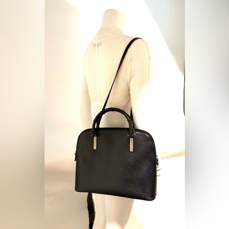 Gucci Black Pebble Grained leather w/bamboo handle /top zip/silver hardware