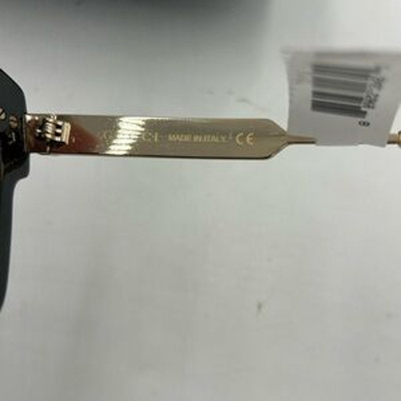 Gucci GG0281S – 001 black acetate frame sunglasses with gray lenses NWT