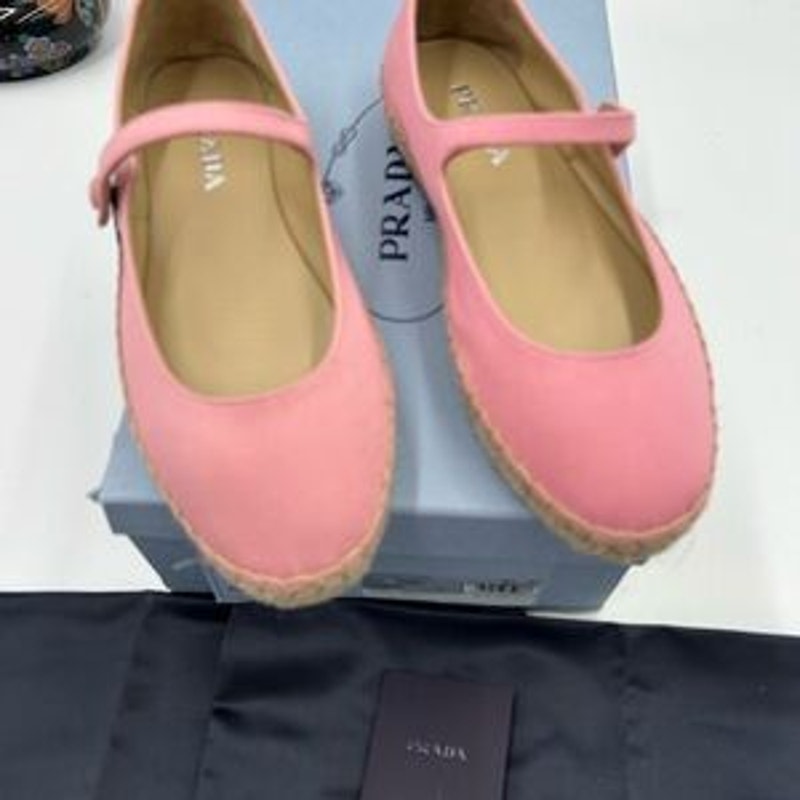Women's Prada, pink canvas, Mary, Jane Flats size 37 made in Italy