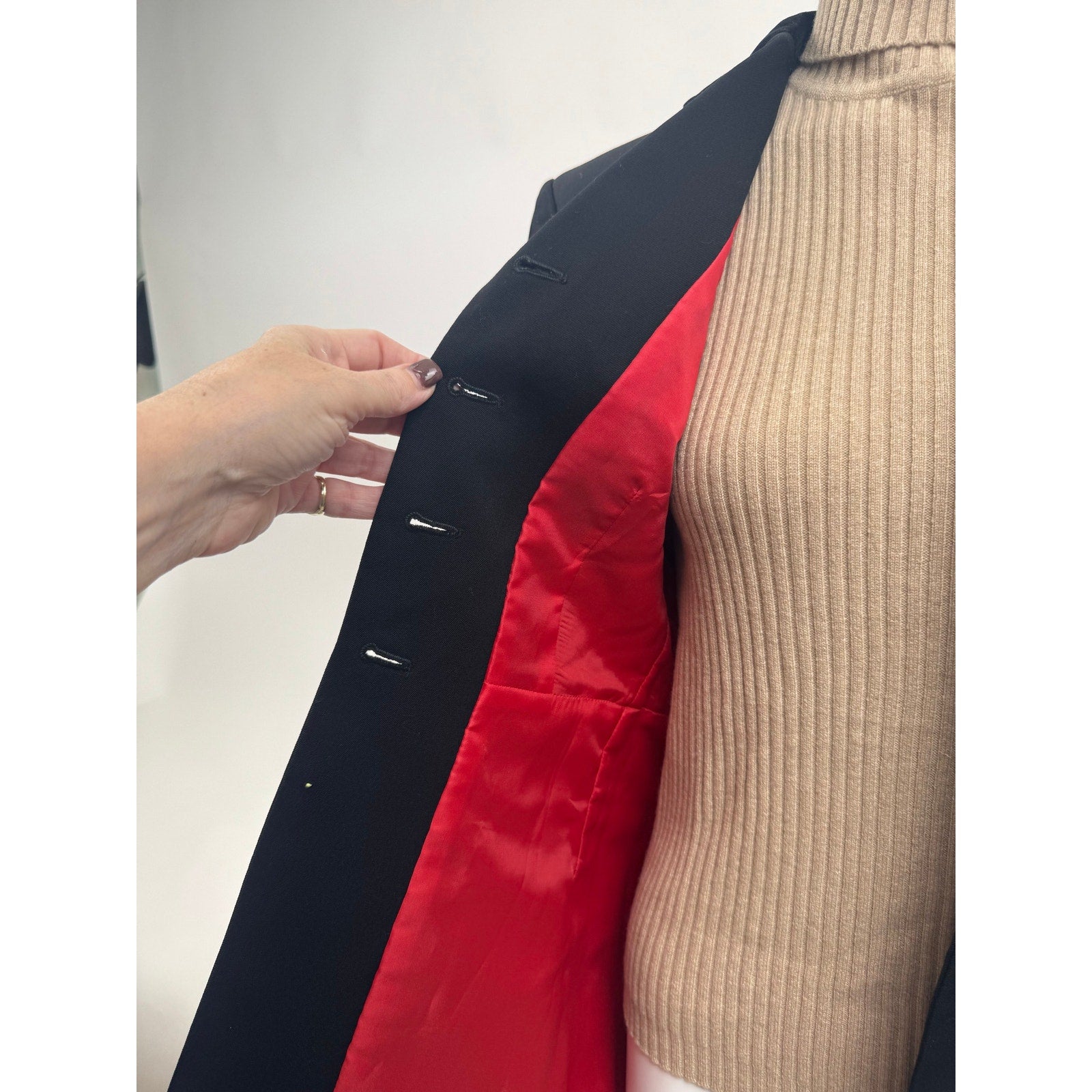 Hermes Women's Black 100% Wool Blazer Jacket Size FR 40 / US 8