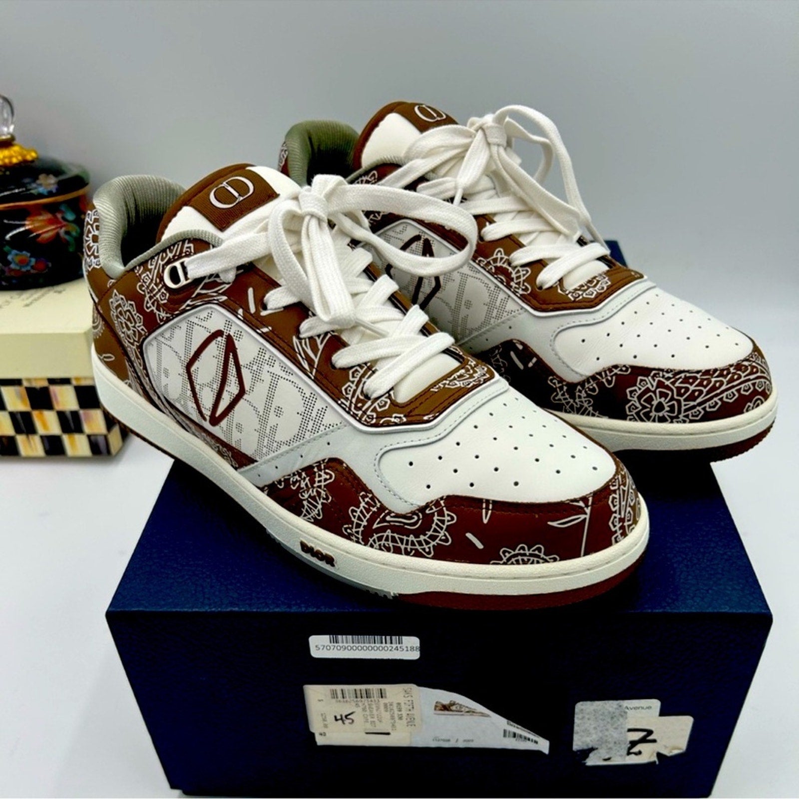 Men's Dior B 27 low Paisley sneakers Rare 
Size 45 
Made in Italy