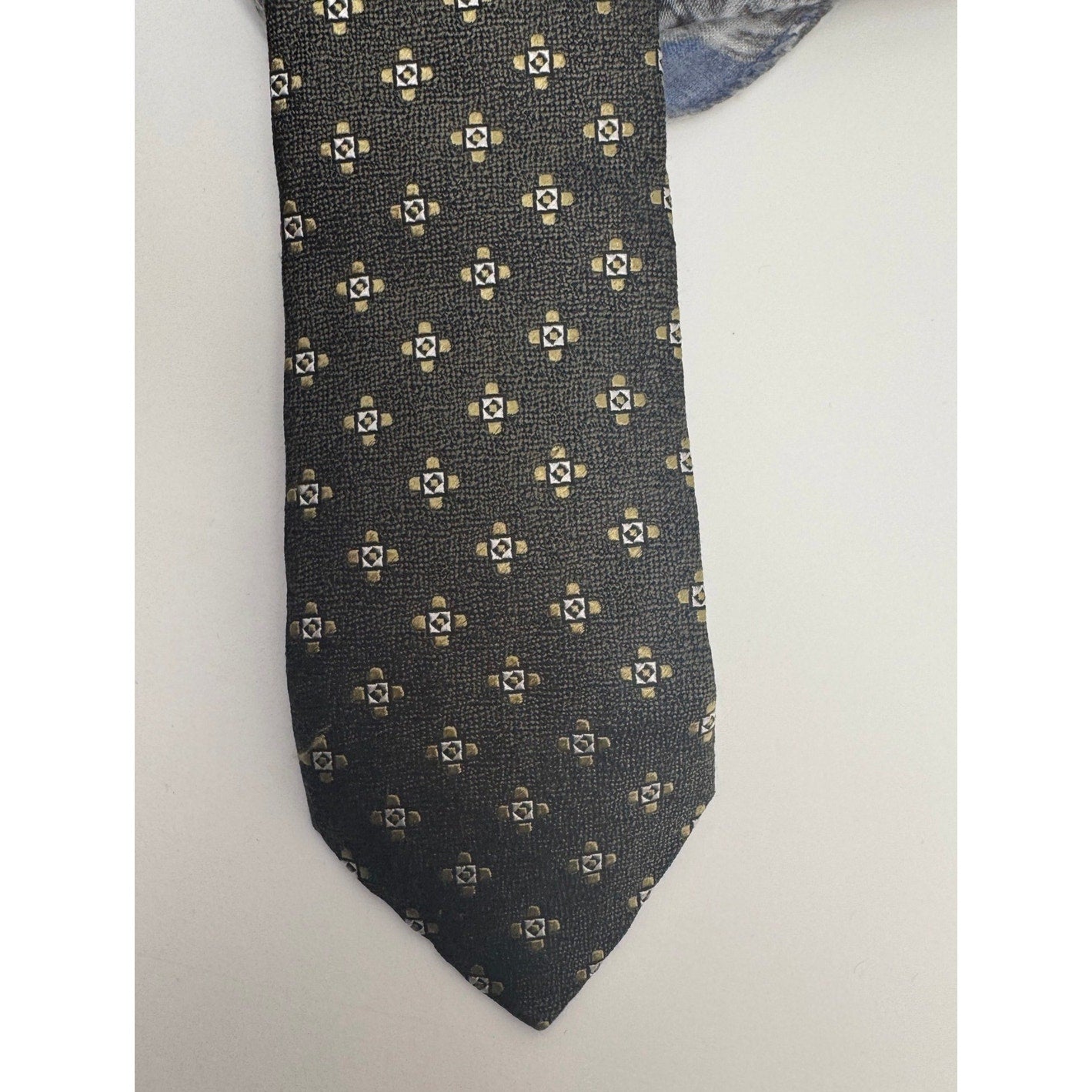 Isaia Napoli Brown & Gold Geometric Medallion Silk Neck Tie Made in Italy