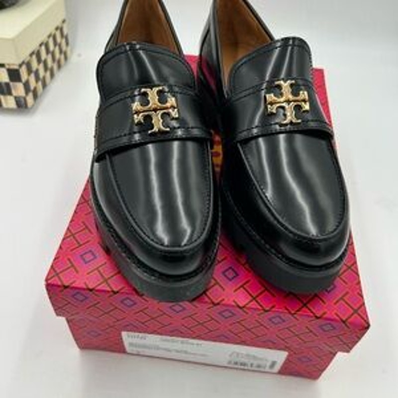 Women's Tory Burch Everly lug sole leather loafers size 8