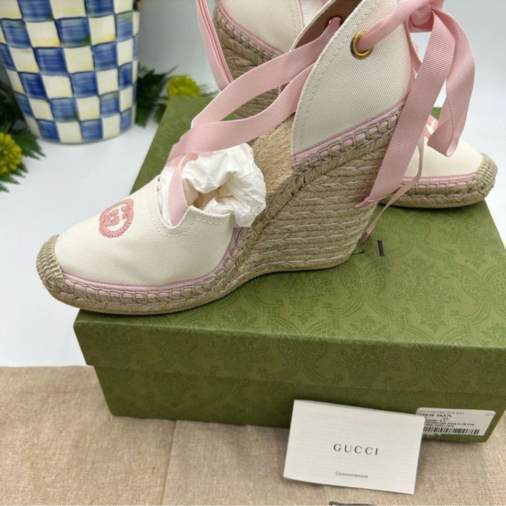 Women's Gucci canvas GG wedge espadrilles size 40 made in Italy