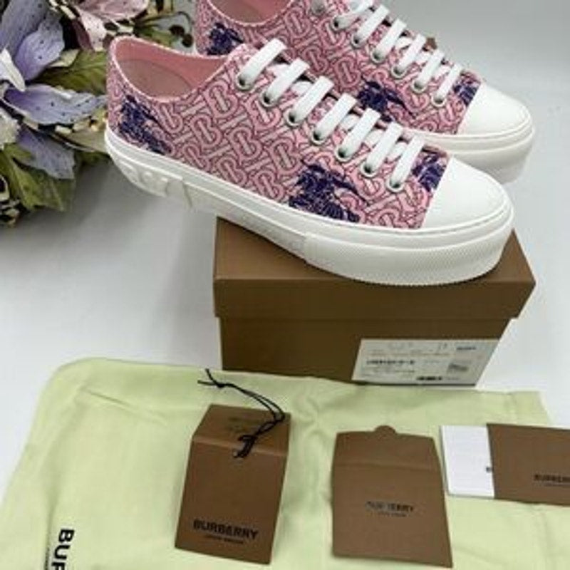 Women’s Burberry Jack TB monogram sneakers size 41 fits 10.5 US