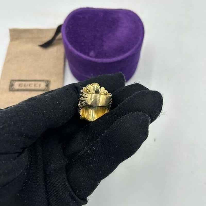 Unisex Gucci, iconic lion head ring size large/8.5 made in Italy