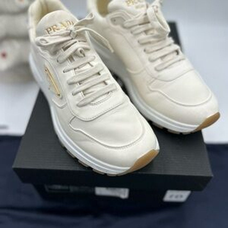 Men's Prada triangle logo leather sneakers size 8 fits 9 US made in Italy