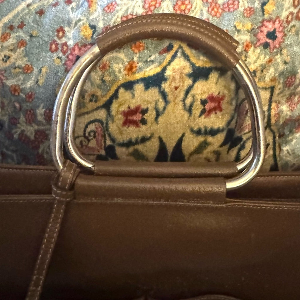 Gucci, Tom Ford era brown, leather tote w/circle top handles, 3 exterior pockets