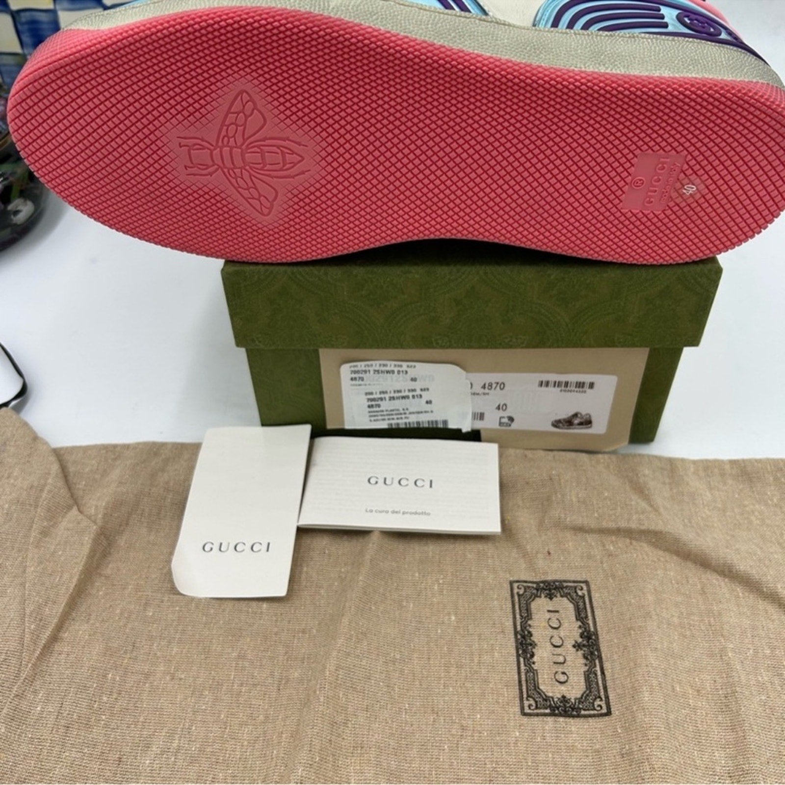 Women's Gucci basket, distressed, low top leather sneakers size 40 made in Italy