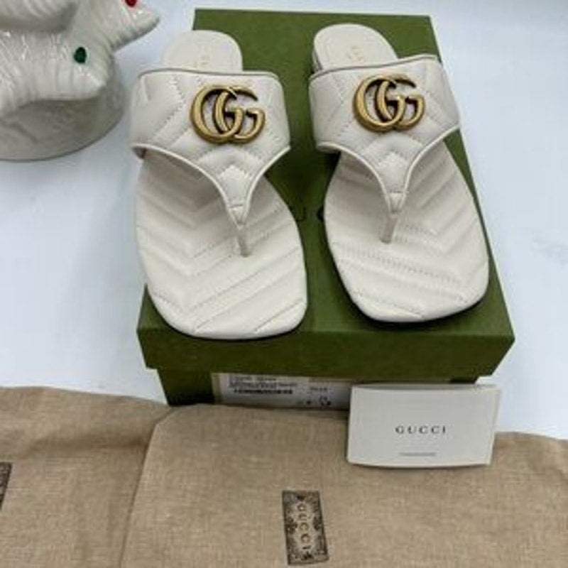 Women's Gucci, quilted leather thong sandals in Mystic white size 39 made Italy