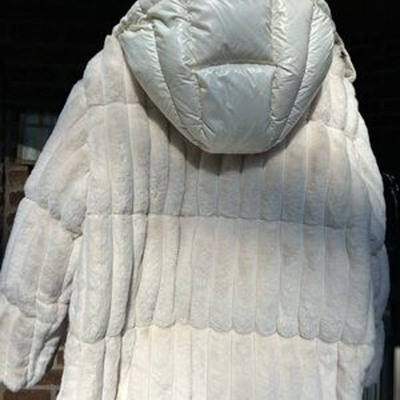 Women's Moncler White faux fur detachable hood down jacket size 3 NWT