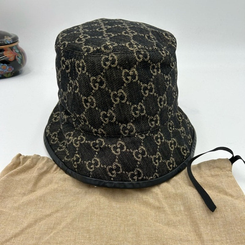 Unisex Gucci, GG denim black/beige bucket hat, size medium, made in Italy