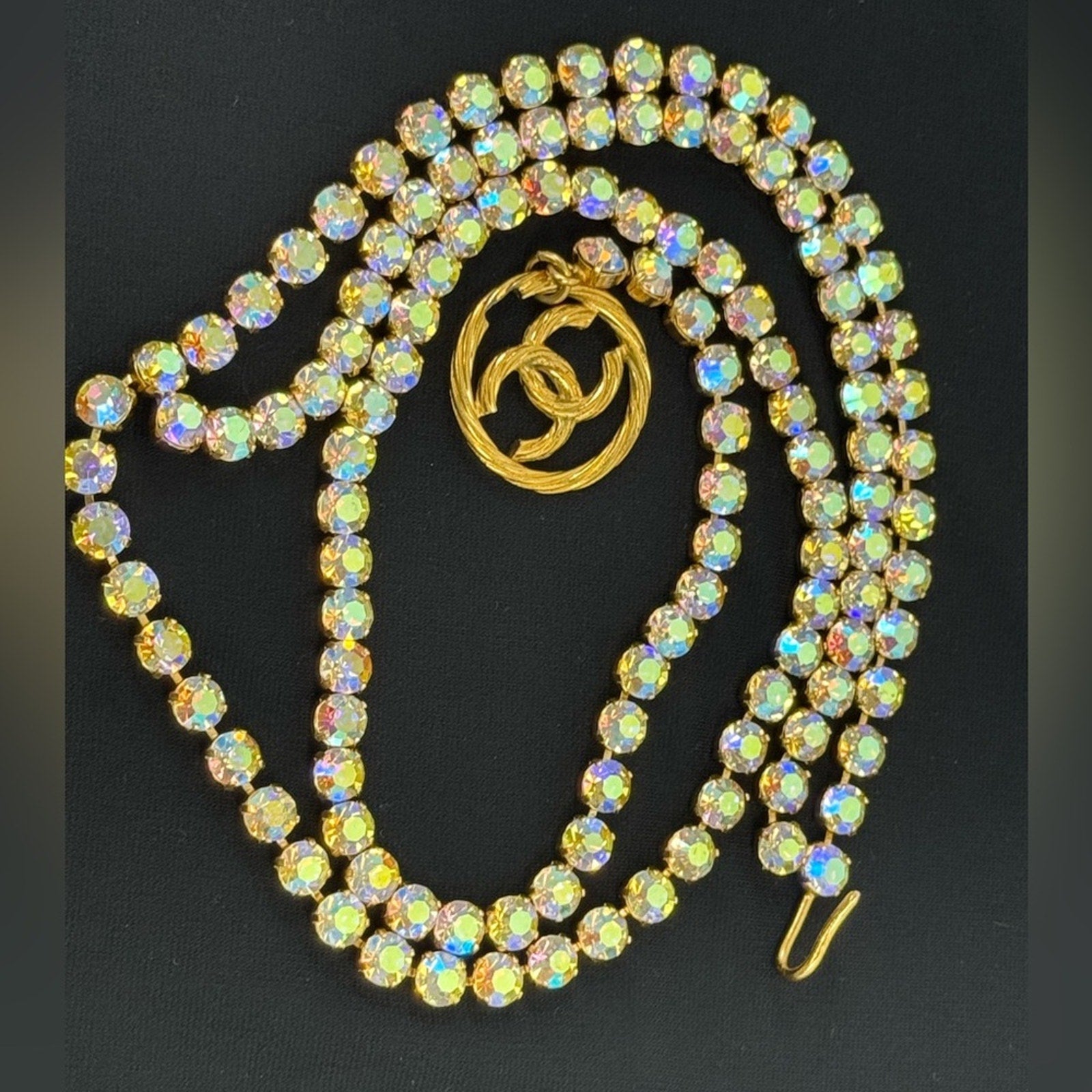 WOMEN'S CHANEL BARBIE DREAMS COLLECTIONASTOUNDING PIECE/NECKLACE/PURSE STRAP/BELT/UP 2 U