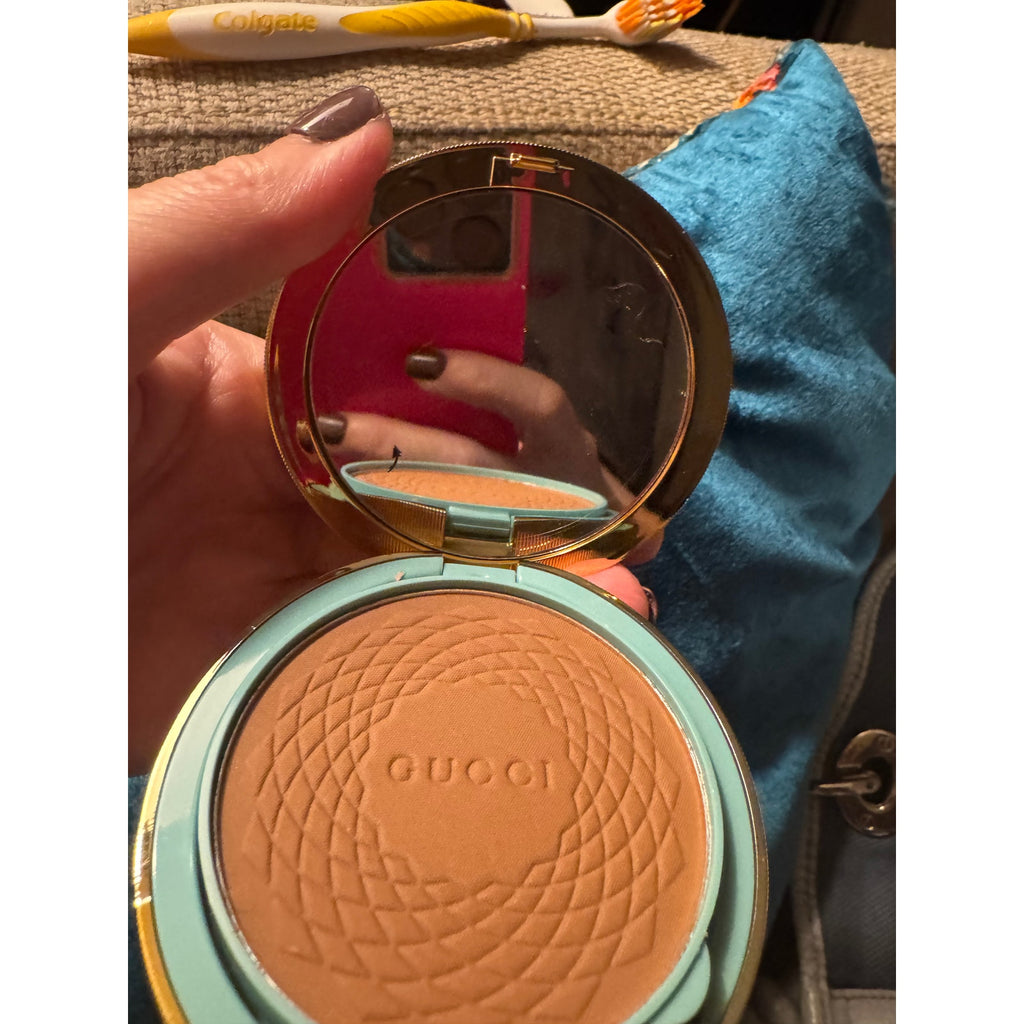 Gucci Poudre de Beaute Eclat Soleil Bronzing Powder 02 Light NIB 12g 0.42oz
