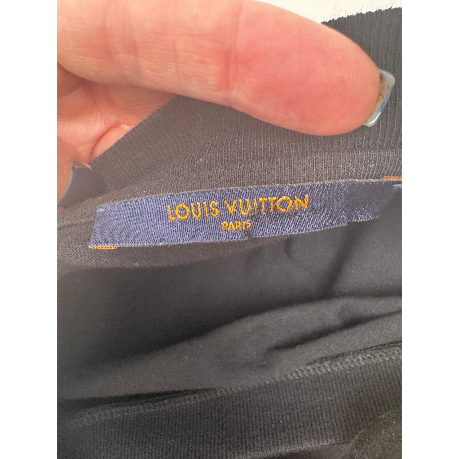 Louis Vuitton Runway Beaded Graphic T-Shirt Virgil Era – Size S – Made in Italy