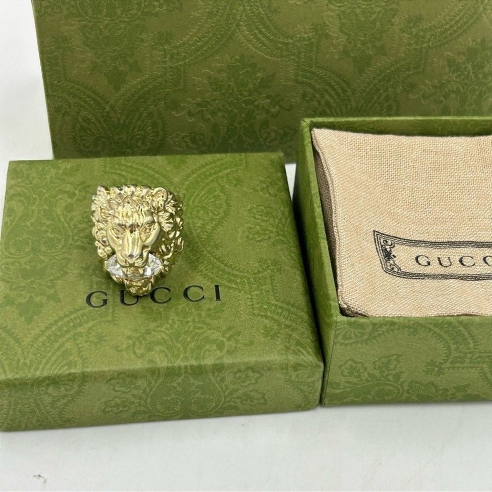 Men's Gucci, Lionhead crystal motif ring size 10 made in Italy