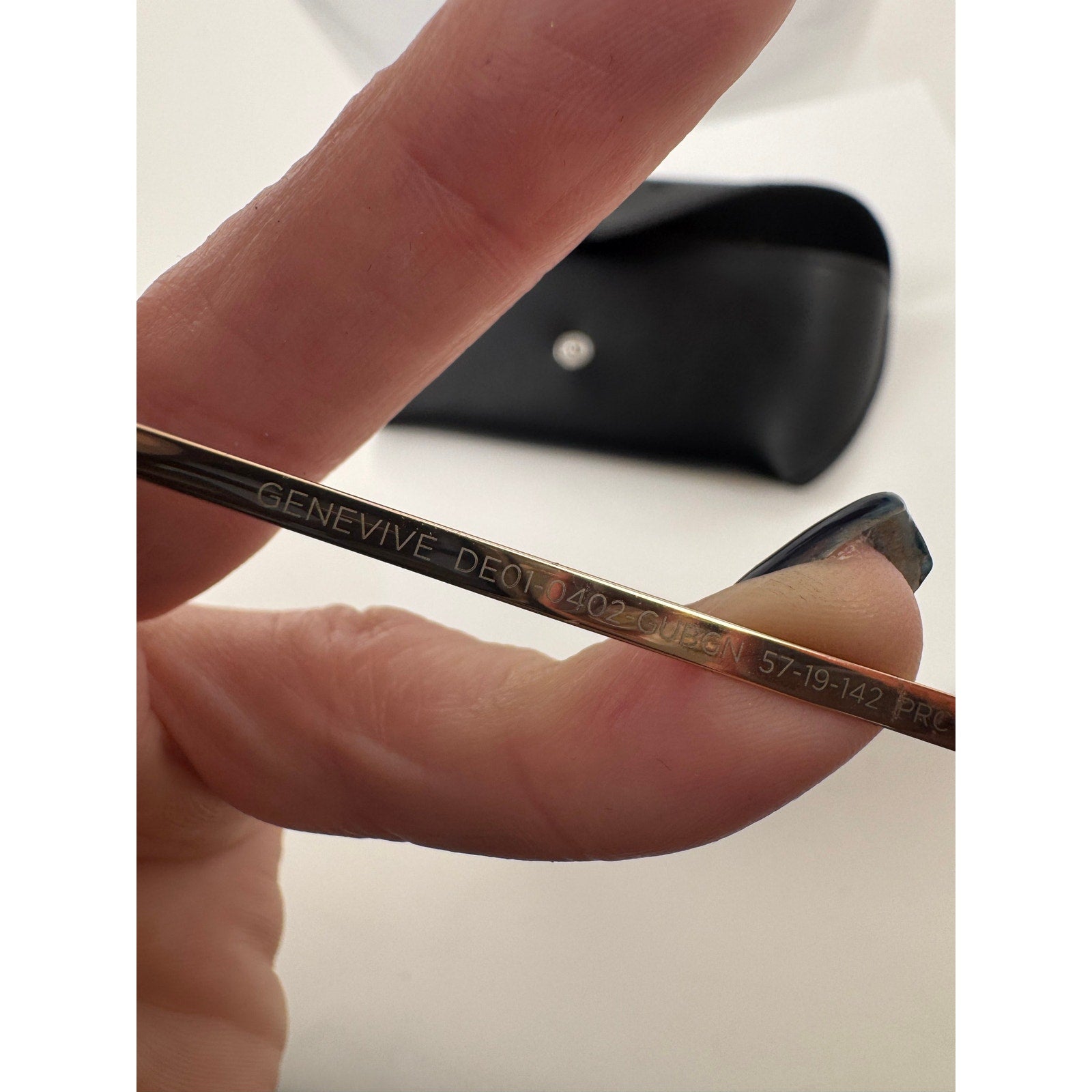 DIFF NWOT Pink & Gold Genevive Oversized Sunglasses With Case