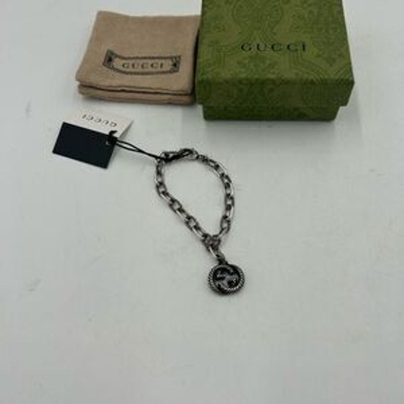 Women’s Gucci, interlocking G twisted charm sterling silver bracelet 925 Italy