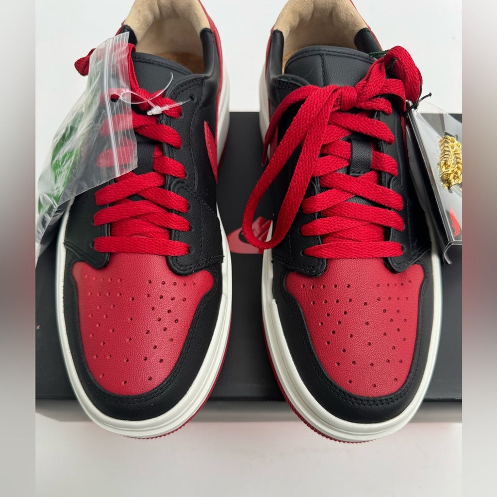 DS JORDAN 1 ELEVATE LOW SE WOMENS SIZE 8.5-
OG ALL. GOLD CHAIN WITH JORDAN/LACES