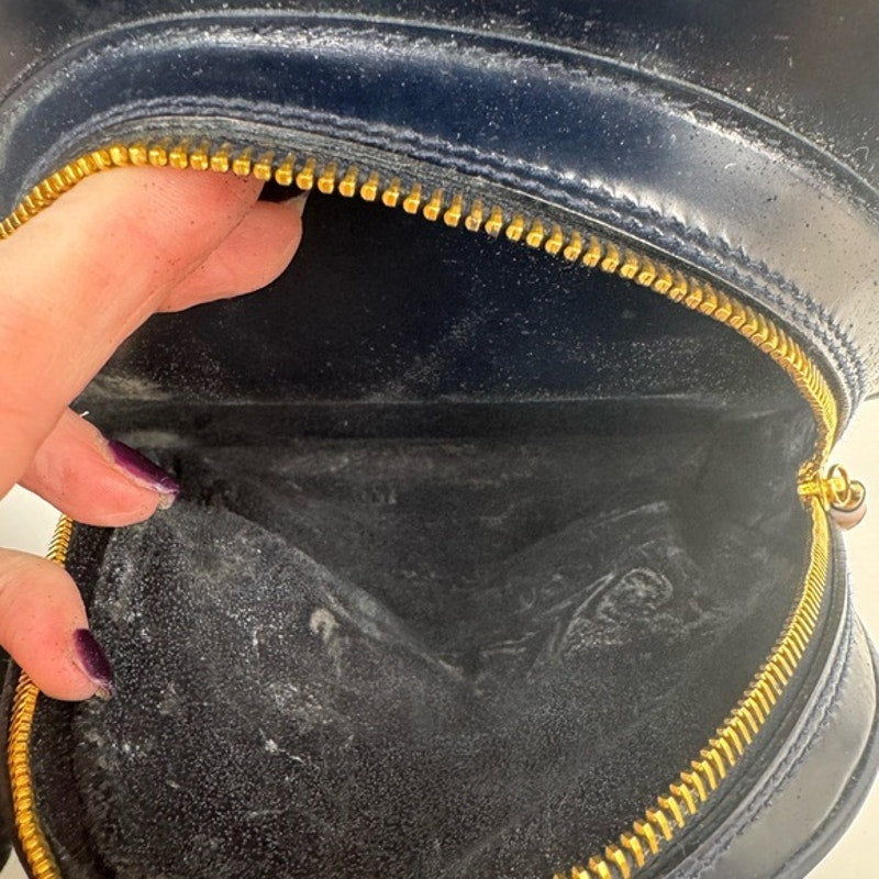 Gucci RARE deep blue sling back w/Tom Ford lines and Bamboo pulls so beautiful