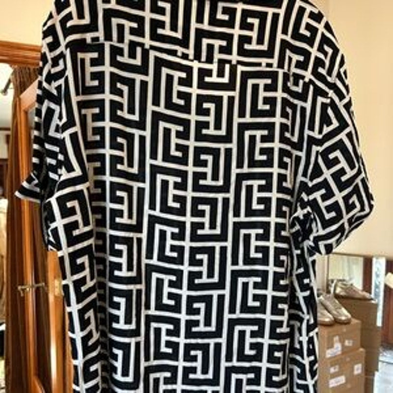 Men's Balmain monogram pajama shirt, size 43 made in Italy