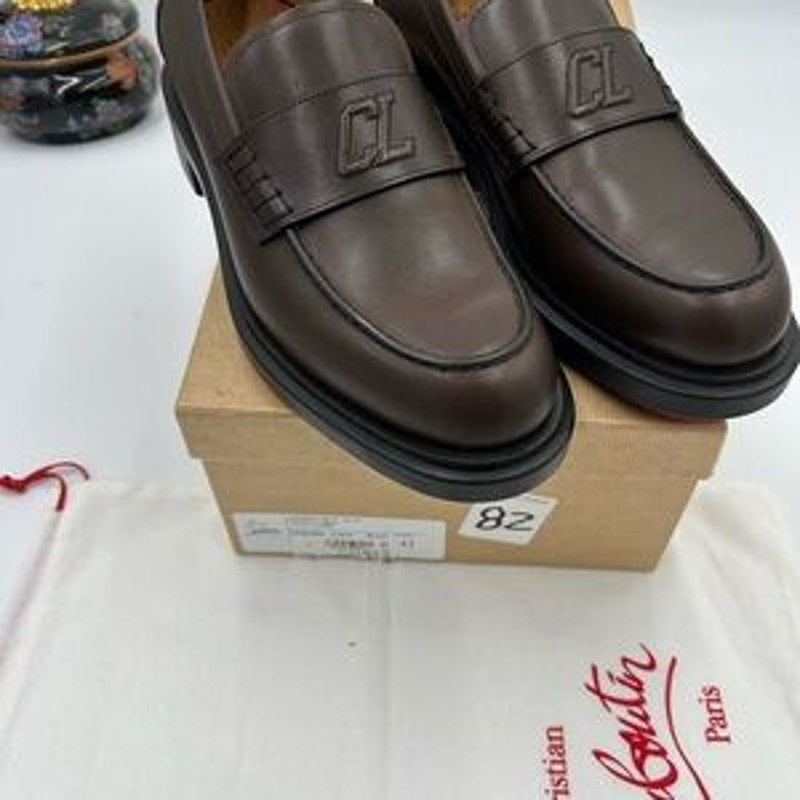 Men's Christian Louboutin Urbino moc Leather logo loafers size 41 made in Italy