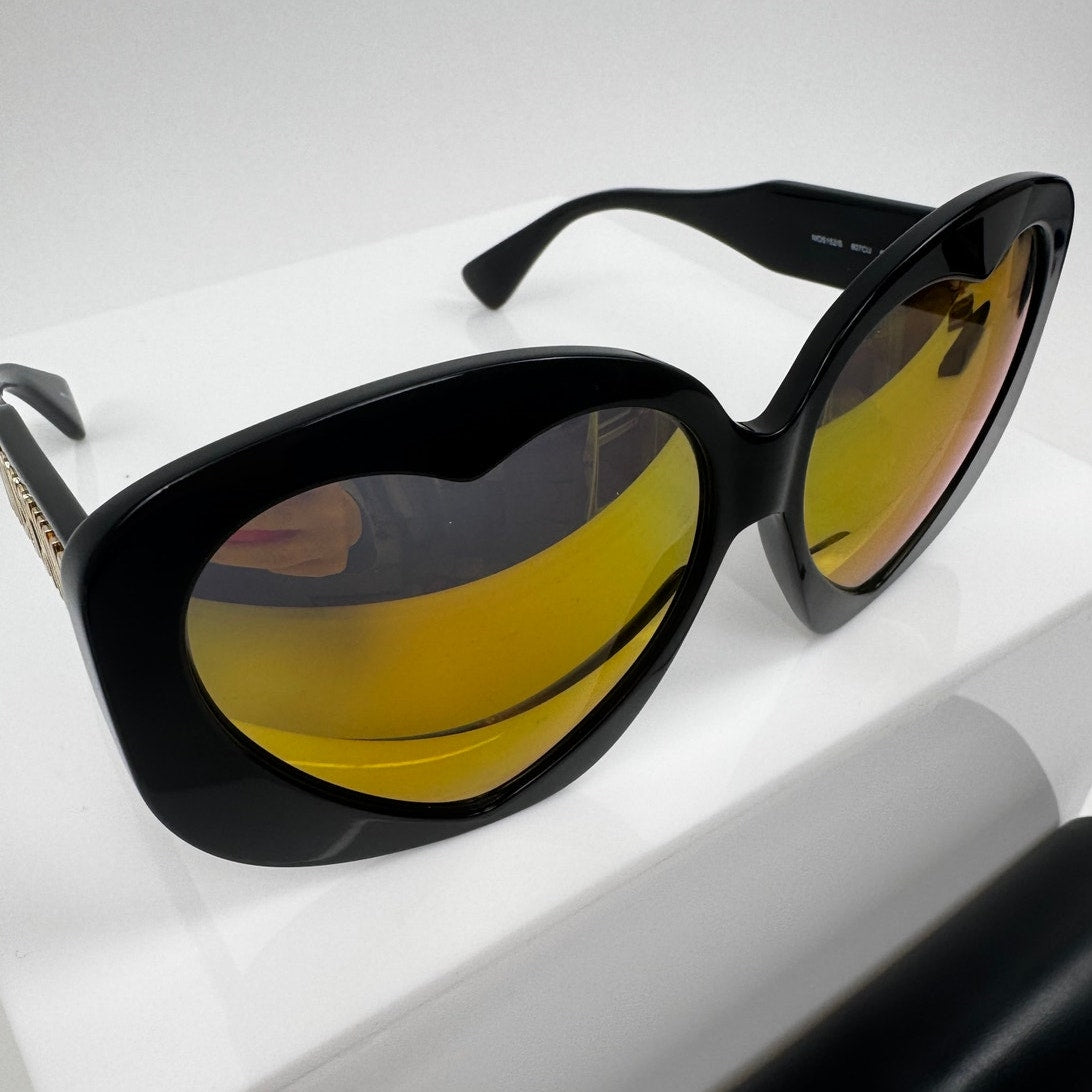 Moschino NWT Heart Shaped Jet Black Oversized Frame Sunglasses