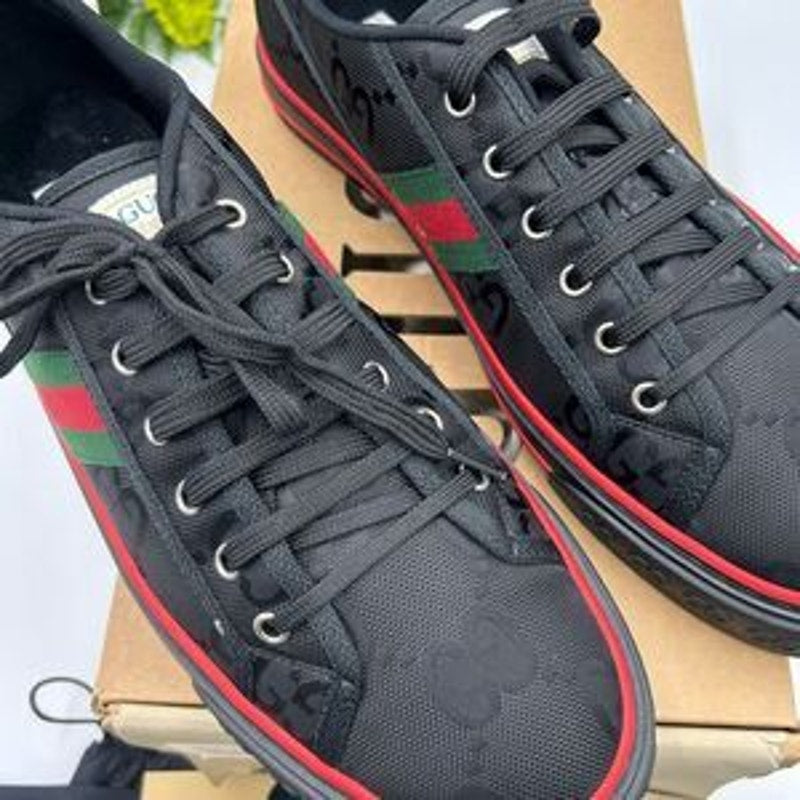 Men's Gucci off the grid sneakers size 12 made in Italy