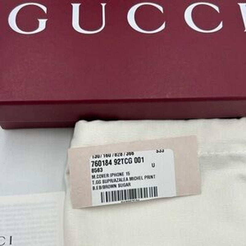 Gucci bifold folio wallet/iPhone 15 case made in Italy