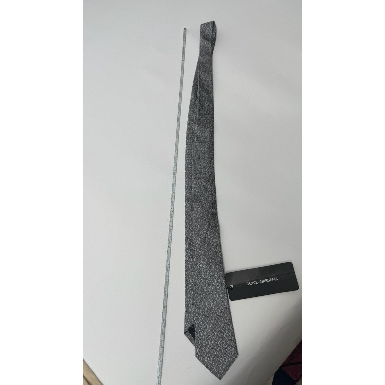 Dolce & Gabbana NWT Men’s Silver Patterned Silk Tie Made in Italy