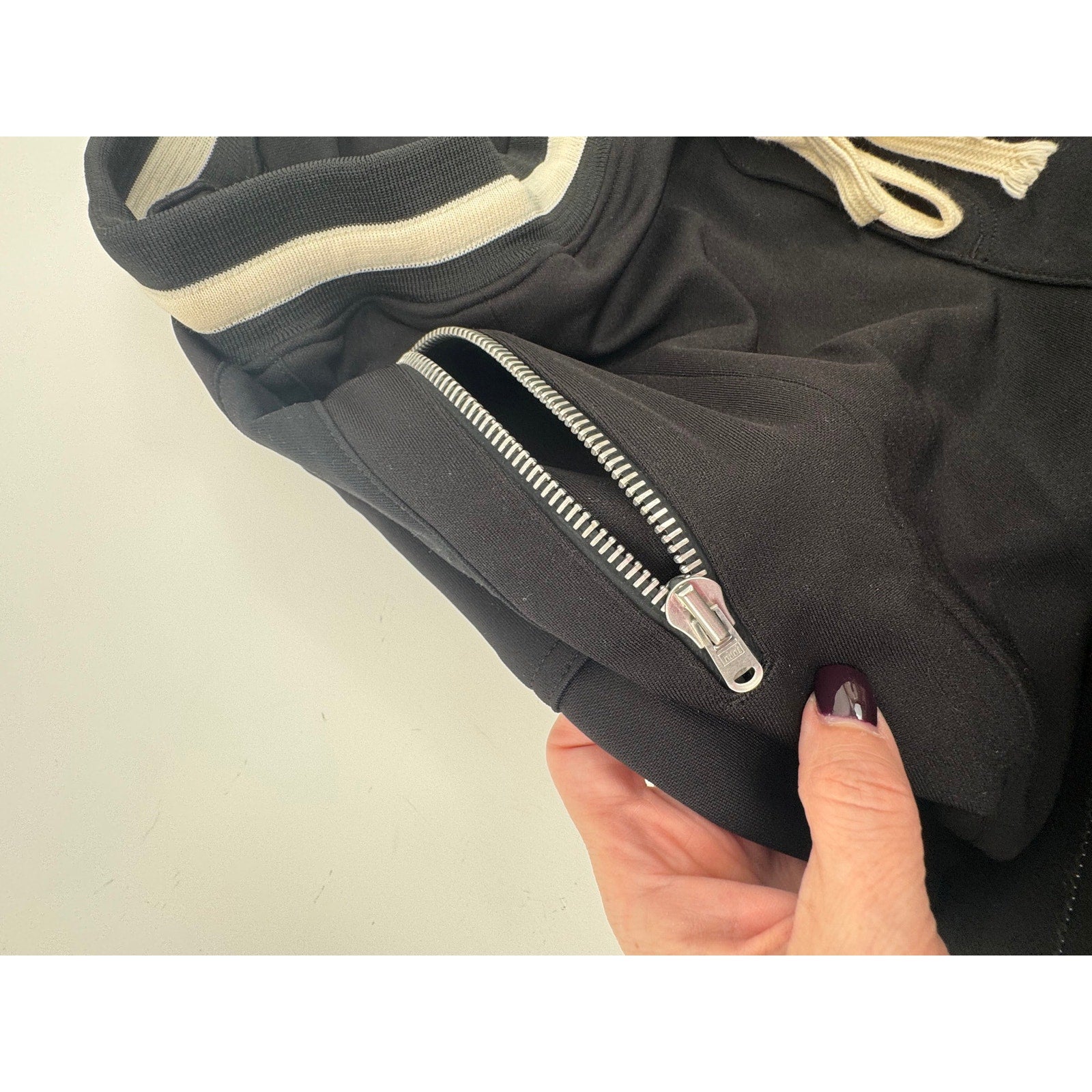 Men’s Fear of God Fifth Collection Black Track Pants – Size L – 2017